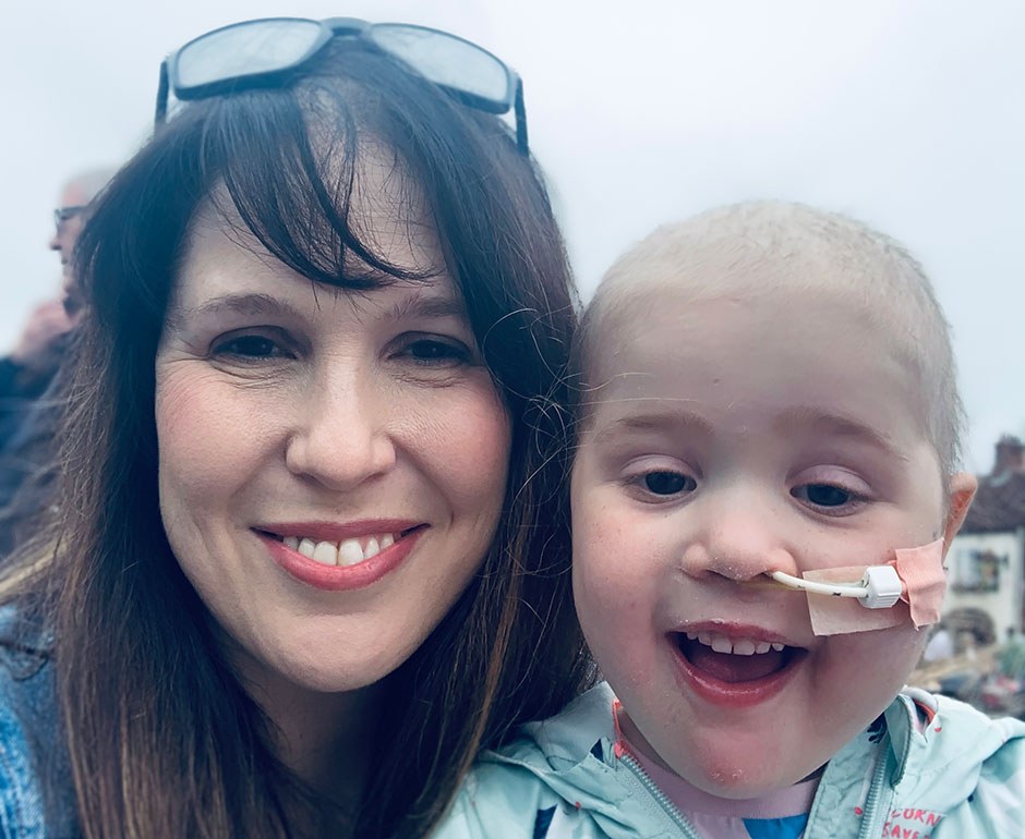 Mum with seriously ill daughter to run London Marathon to raise funds for "life saver" charity Rainbow Trust