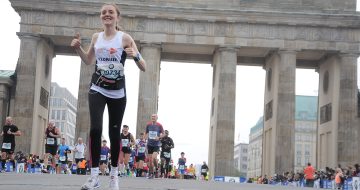 Florrie completes the World Marathon Majors to raise an awesome £2608 image
